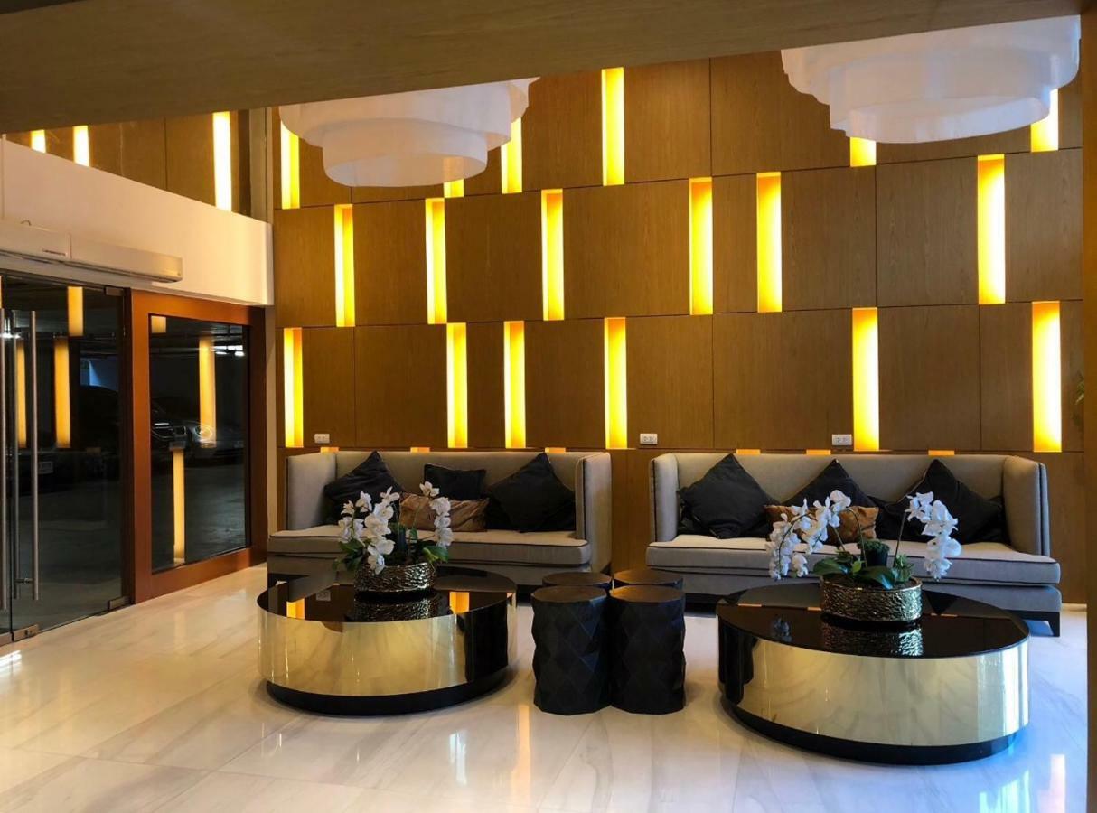 The Astra Suites Chiang Mai Exterior photo